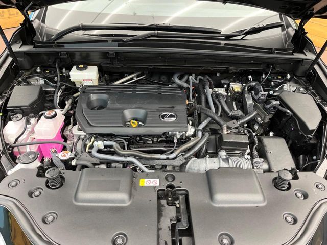 親切・丁寧な専門メカニックスタッフが応対！・車検・点検整備・事故等の修理などアフターサービスも安心。お車のカスタマイズもネクステージのサービススタッフまでご相談ください！