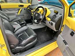 ニュービートルターボ　ビルシュタイン車高調　ニュースピードリアスウェイバー　リヤウィング　ユーロテール　走行8.1万キロ　レザーシート　シートヒーター　ETC　天張り張替え　コーナーマーカー