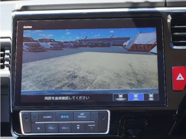 ◆バックカメラ◆リバースにするだけで映ります、後方の安全確認や、狭い駐車場での車庫入れ、雨の日や夜間など視界の悪い時に便利です！安全にバックする為には欠かせない装備です。