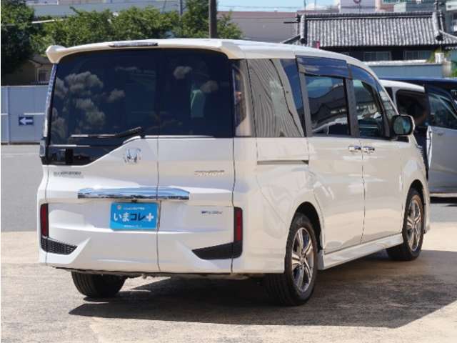 認定中古車では、厳しいHonda認定基準をクリアした厳選されたHonda認定中古車のみ、取り扱っております。「ご購入前の安心」「納車後の信頼」を車両と一緒に提供しております。