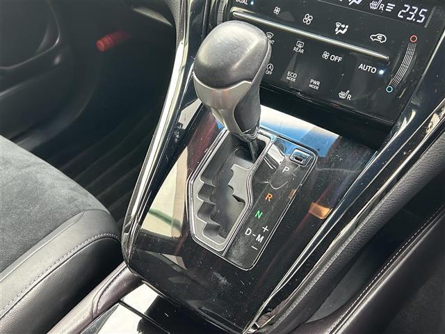 気になる車はすぐにお問い合わせください！右のカーセンサー専用無料ダイヤルから、専門スタッフがお車のご質問にお答えいたします！
