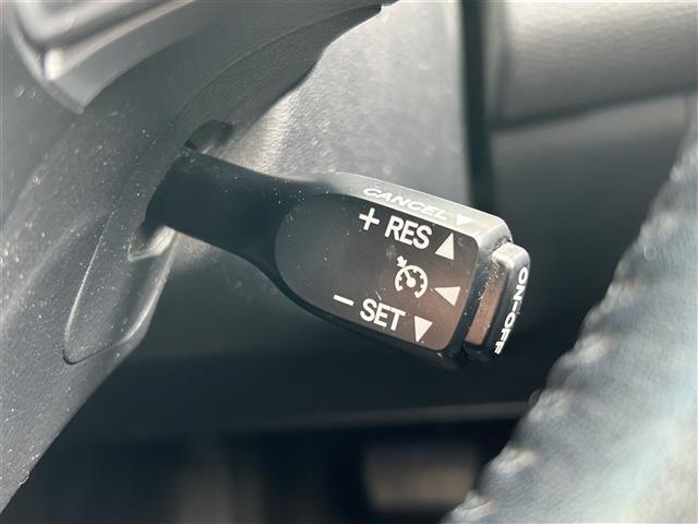 最大2,000項目にもおよぶ徹底的な検査を行い、車両の内外装・骨格部のダメージを詳細に把握しています。年間約20万台・累計300万台の買取実績で積み重ねたガリバーグループ店舗の検査精度をご提供しています！