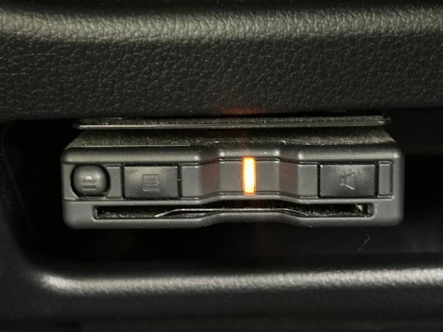 国産車から輸入車まで多様なお客様のニーズのお応えできるように、全国規模で豊富な在庫展開！車のことならWECARSへ！