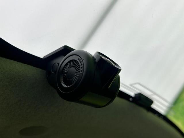 お車に合わせて無料保証以外にも、保証範囲、期間、距離を拡充させた有料保証もご用意しております！中古車の購入が初めてで不安・・・というお客様もご安心ください！