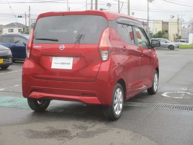 新車各店舗で下取りさせて頂いた良質なおクルマや、当社の試乗車だったおクルマなどを多数ご用意☆