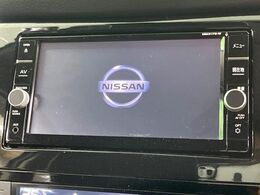 【純正ナビ】人気の純正ナビを装備。オーディオ機能も充実しており、Bluetooth接続すればお持ちのスマホやMP3プレイヤーの音楽を再生可能！毎日の運転がさらに楽しくなります！！