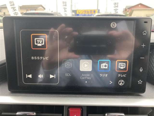 ディスプレイオーディオを装備。スマホとクルマをつなぐことで、これまでのナビに加えて、いろんなサービスが楽しめます。