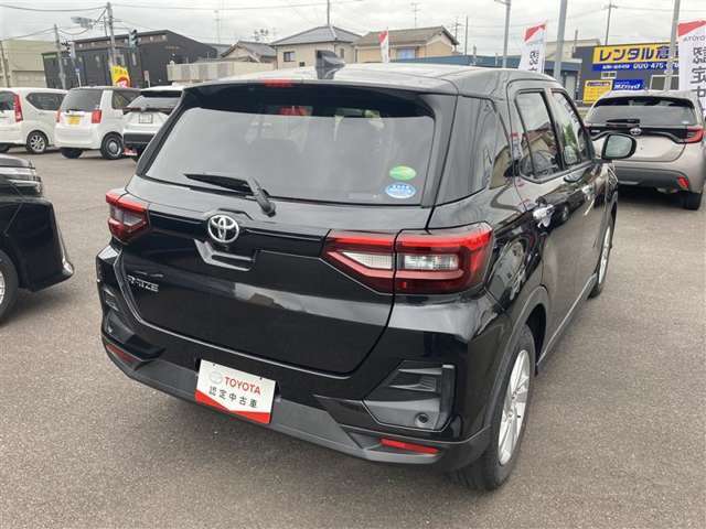走りにこだわりながら収納力も持ち合わせたお車です。荷物を載せて軽快なドライブを楽しめますよ♪