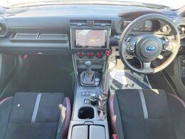 グループ総在庫数約30，000台！！全国の系列店からメーカー・車種問わずご紹介出来るので、あなたにピッタリのお車が見つかるはずです♪まずはお問い合わせ下さい☆