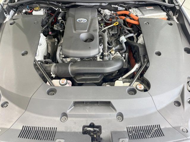 親切・丁寧な専門メカニックスタッフが応対！・車検・点検整備・事故等の修理などアフターサービスも安心。お車のカスタマイズもネクステージのサービススタッフまでご相談ください！