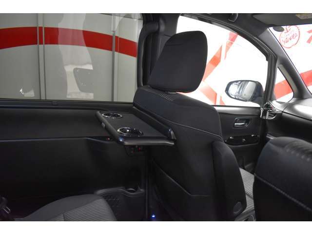 車検付のお車であれば、営業担当が同乗し、試乗も可能です。乗り心地や走りをお確かめください。