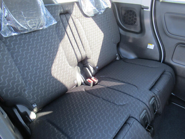 軽自動車は、小回りも楽々です！とても運転しやすいお車ですよ！