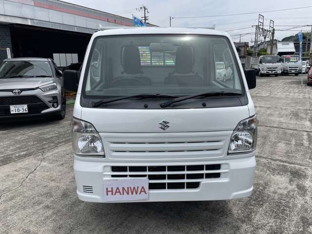 普通車、軽自動車、トラック等新車も各メーカー、毎年多数販売しております。新車もお気軽にご相談ください。