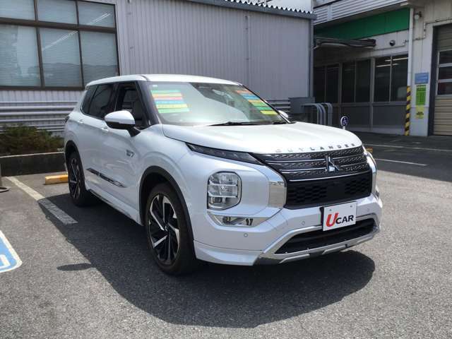 三菱 アウトランダー PHEV 2.4 P 4WD 2021年 0.2万キロ (千葉県