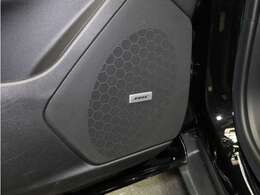 ■BOSEスタジオサラウンドサウンドシステム　■BOSEアクティブノイズキャンセレーション機能