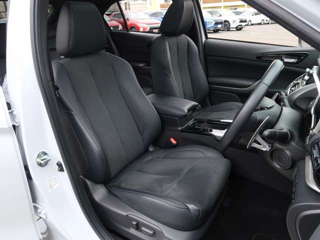 グランリュクスシート　シートヒーター　サイドエアバック　カーテンエアバック　運転席パワーシート