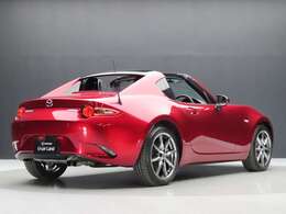 弊社下取りワンオーナーの、ロードスターRFが入荷しました。新車登録から間もなく3年となりますが、走行1.4万Kmと少なくキレイに乗られています。お探しの方は、ぜひ一度ご覧ください。