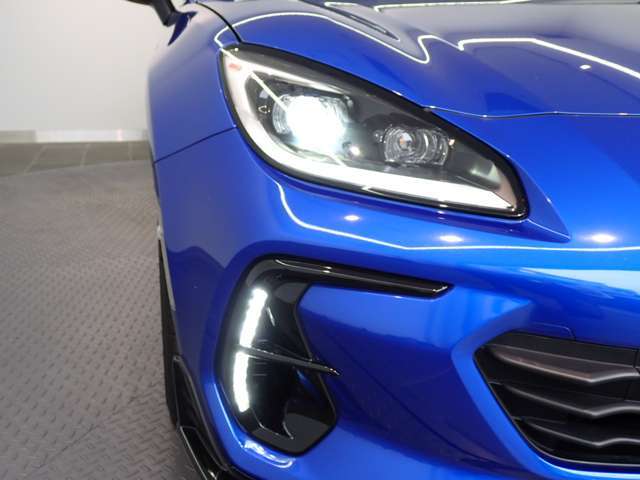 当店はVTホールディングス（東証プライム上場）グループの中古車販売店として、弊社保有のレンタカーアップ車両だけではなく、【車両状態を厳選した】オークション仕入れ車両も販売をしております。