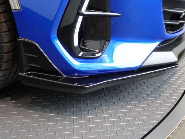 6速MT　カロッツエリアナビ　STIエアロ　　STIマフラー　トランクスポイラー　フルセグ　バックカメラ　ドラレコ　ETC　BSM　LEDヘッドライト　純正AW