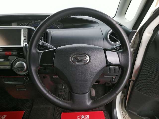 気になる点がございましたら、お気軽にお電話下さい。内外装の状態など、実物を見ながらの詳細確認説明を正確に申し上げます。また希望のお写真をメールやFAXでお送りさせていただきます。