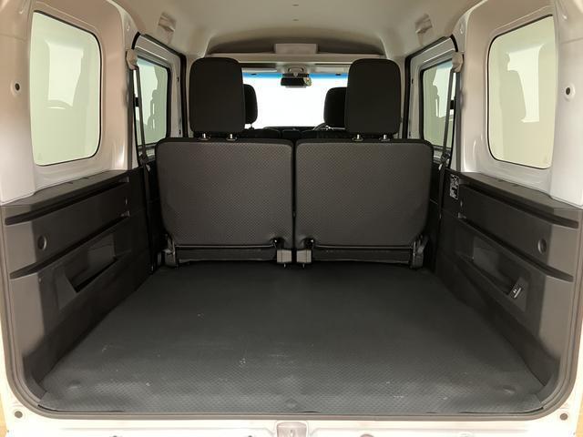 4人乗車時でも広々とお使いいただける荷室です☆
