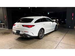 当店は都道318号線・環七通り沿いに面しており、都心・郊外両方向からのアクセス良好です。高速の最寄りICは首都高速4号新宿線「幡ヶ谷」です。