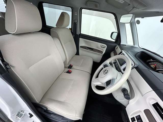 【　フロントシート　】使えるフロントシートで快適ドライブ♪