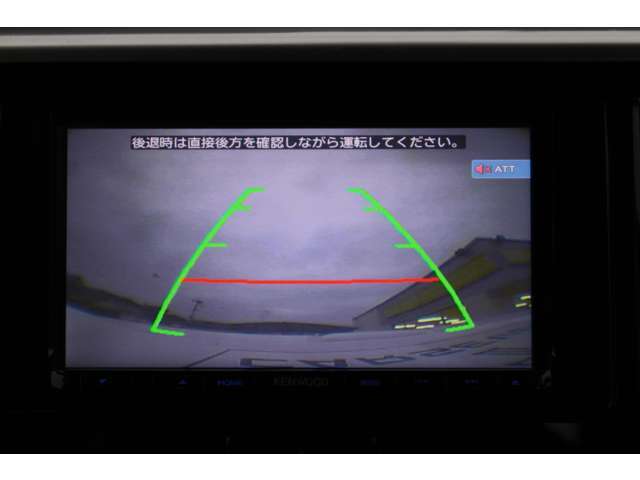 バックカメラ付きです。バック駐車が苦手な方でもご安心ください！(^^)！