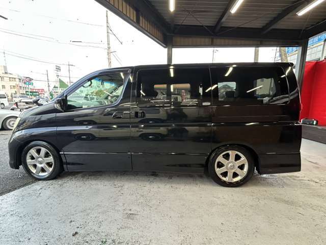 経験を積んだ査定士が厳選した1台を店頭販売！！品質に自信を持った車のみの販売♪是非店頭にてお確かめください！！フリーダイヤルは0078-6002-437968