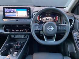 エクストレイルの運転席周りの画像です。興味がわいて来ませんか？ゆっくり、じっくりご覧下さい。