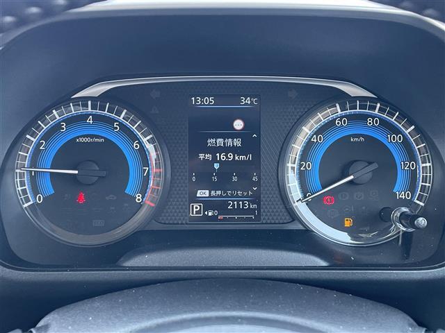 【スピードメーター】メーターがシンプルで見やすく運転しやすいですね！