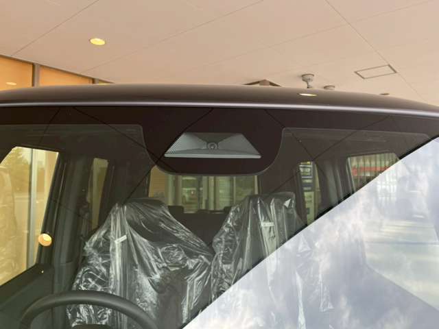 ☆安全装備・衝突軽減ブレーキ付のお車も多数ご用意しております☆詳しくは営業スタッフご相談下さいませ♪