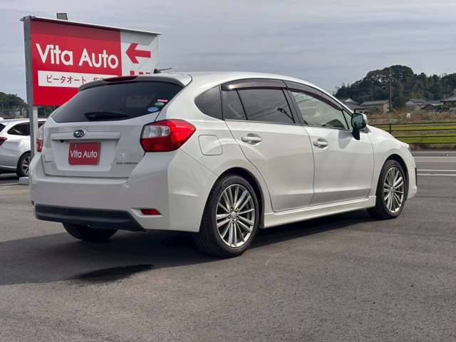 ★画像や動画を見ただけでお車の検討を進める事に抵抗がある方でも気軽に利用できるオンライン商談ならお車の検討はもちろん営業担当や店舗の様子も生中継でご覧いただけますので安心してお車をご検討頂けます。