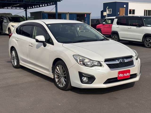 当店はご予約優先となります。特に週末お客様のご来店が多く店内が非常に混み合っており突然のご来店になりますと充分なご対応が出来ない場合がございます。事前にお電話または公式LINEにてご予約下さい！