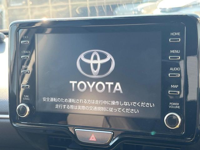 【純正8型ナビ】人気の純正ナビを装備。オーディオ機能も充実しており、Bluetooth接続すればお持ちのスマホやMP3プレイヤーの音楽を再生可能！毎日の運転がさらに楽しくなります！！