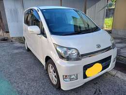 在庫車両は店舗とは別の場所で保管していることもございます。ご来店前にお電話かメールでご連絡を頂けましたらスムーズにご案内ができます。