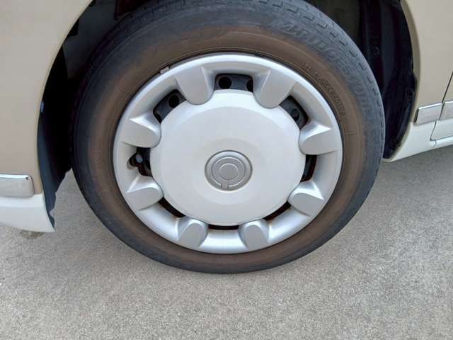 販売はもちろん車検・整備・鈑金から保険に至るまで車に関することは全てご相談に応じますのでお気軽にお問い合わせ、ご来店お待ちいたしております。カーセンサー無料電話はこちら：0078-6002-647110