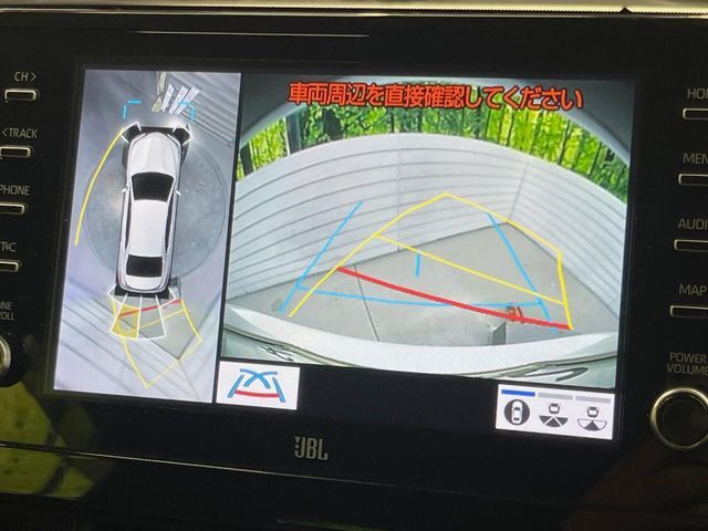 【パノラミックビューモニター】専用のカメラにより、上から見下ろしたような視点で360度クルマの周囲を確認することができます☆死角部分も確認しやすく、狭い場所での切り返しや駐車もスムーズに行えます。
