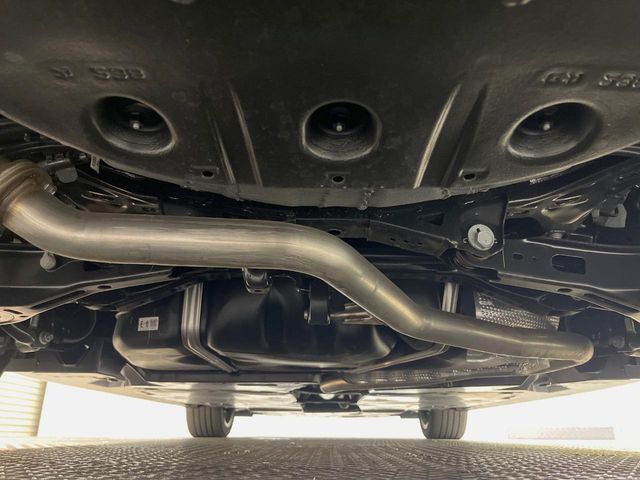 下回りがきれいなうちに、防錆加工の施工がオススメ。降雪地域はもちろん、沿岸部にお住いの方や、趣味でマリン・ウィンタースポーツをされる方にご好評いただいております。