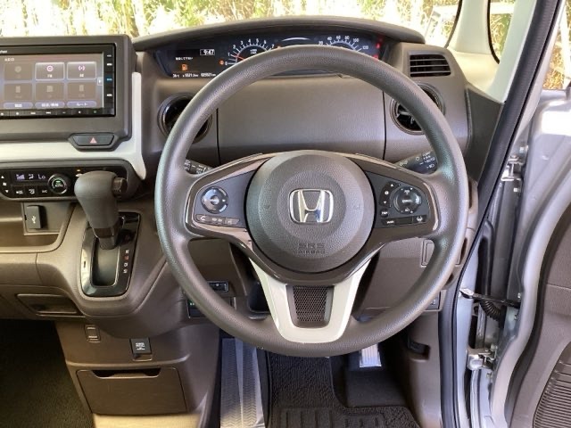 当社サービススタッフにてHONDA純正部品を使用して点検整備を実施し、その後、ご納車させていただきますので安心してご利用いただけます。
