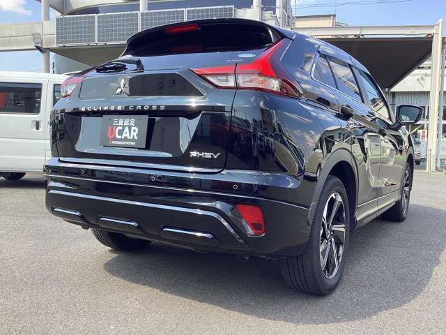 営業時間は10時から18時、定休日は火曜日、水曜日となります。