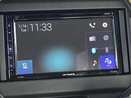 こちらのディスプレイオーディオが装着されます！スマートフォンと連携して地図や音楽の再生ができます！