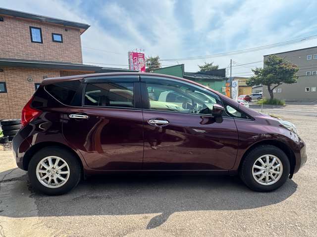●写真ではわかりずらい車輌状態も、お電話で実車を確認しながらご説明させていただきます。また、見たい箇所の写真などリクエストを頂ければ、メールやLINEなどでもご対応可能ですのでお気軽にお問合せ下さい。