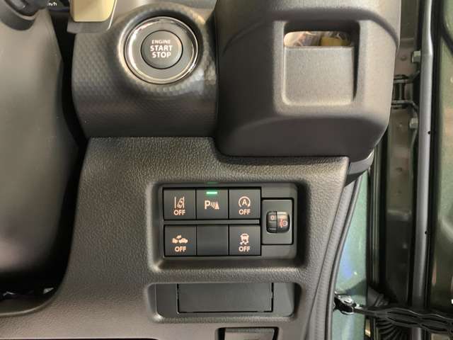 【オイル交換無料】安心安全パックをご購入で『オイル交換ずーっと無料』。当店で車検をして頂ければ次回の車検まで延長！！詳しくはスタッフまでお問い合わせください。