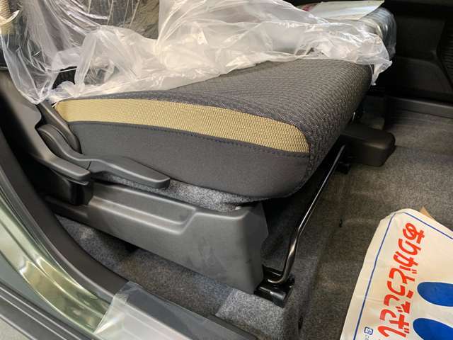 【成約特典】★★ガラポン抽選★★只今お車ご成約頂きますと、大型テレビや家電など豪華景品が当たる『ガラポン抽選会』を開催中です！※詳しくはスタッフまでお問い合わせください。