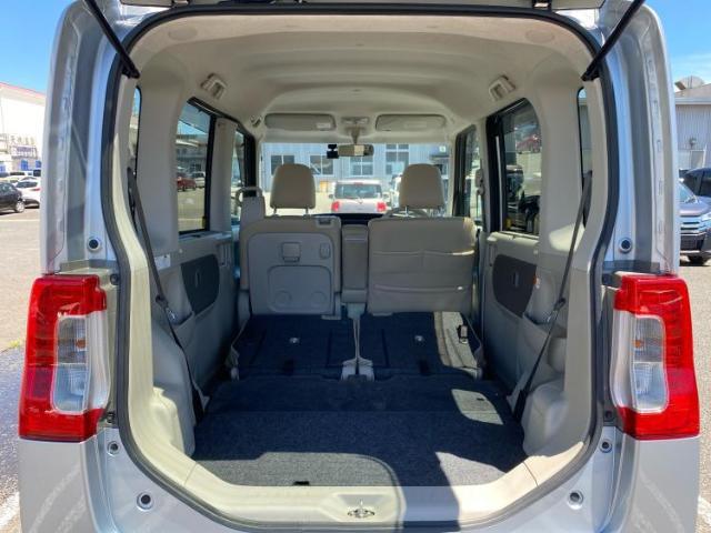 WECARS（ウィーカーズ）は全国250店舗展開！お客様が安心してカーライフをお楽しみいただけるよう社員一同心を込めてサポートいたします。