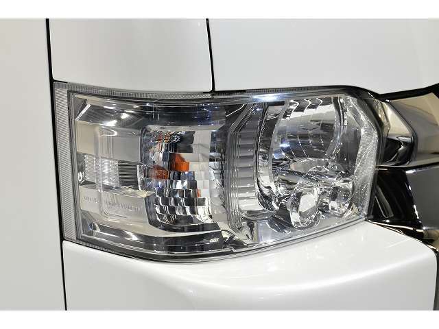 ■純正LEDヘッドランプ★即納台数多数取り揃え！気に入っていただけるお車ご提案します☆ご来店お待ちしております。シーアールエス大阪06-6852-9000