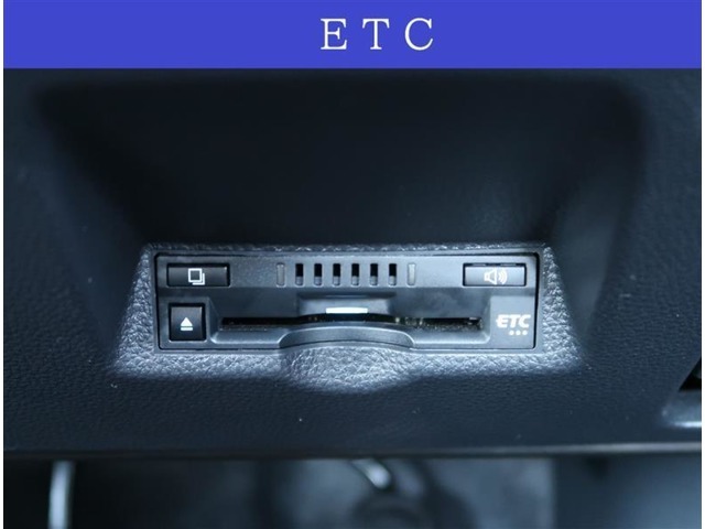 【ETC】純正ビルトインタイプのETCです。専用設計になりますのでデザインもスッキリです。