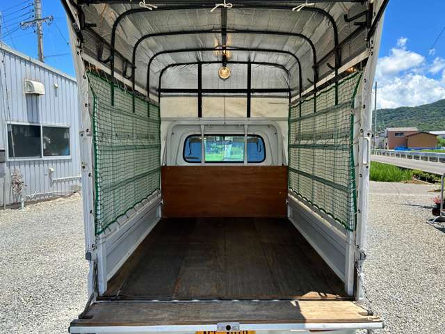 全国御納車可能です！！　お住まいの地域を仰って頂ければ陸送費用お見積もり致します！！