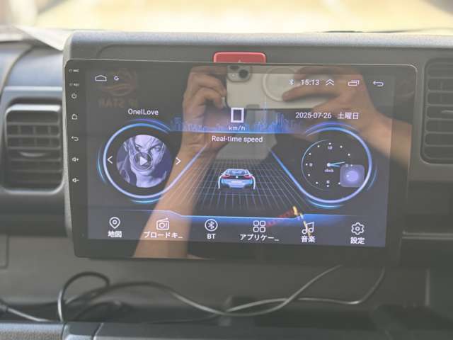 社外ディスプレイオーディオ付き。バックカメラも付いているので、駐車が苦手な方でも安心です★★